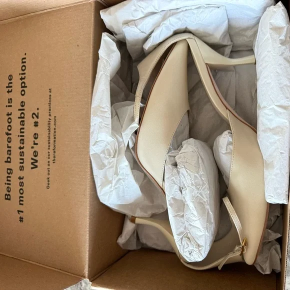 Reformation Nessa Heeled Pump in Almond Leather, Size 7.5 - Picture 12 of 12